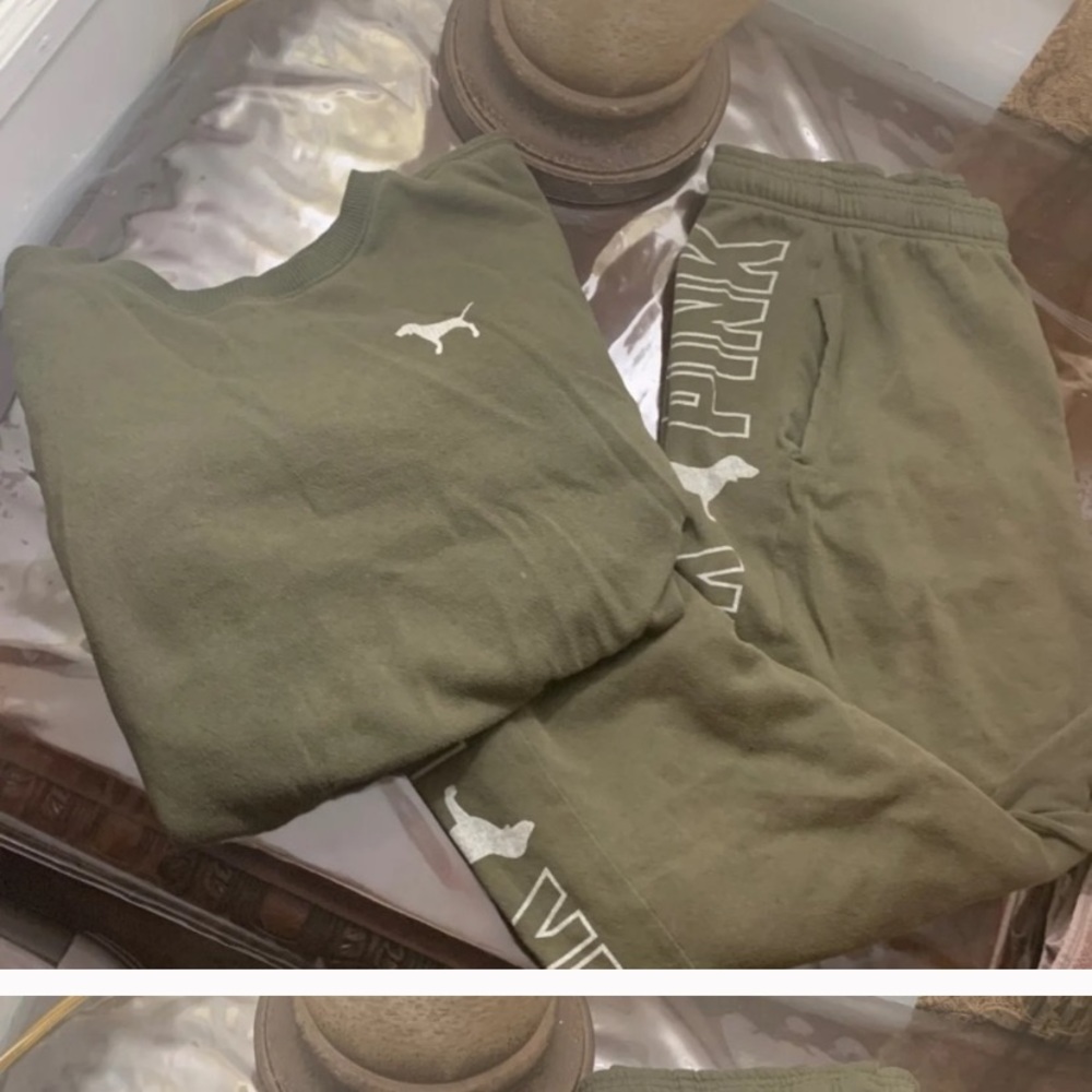 sweatsuit
